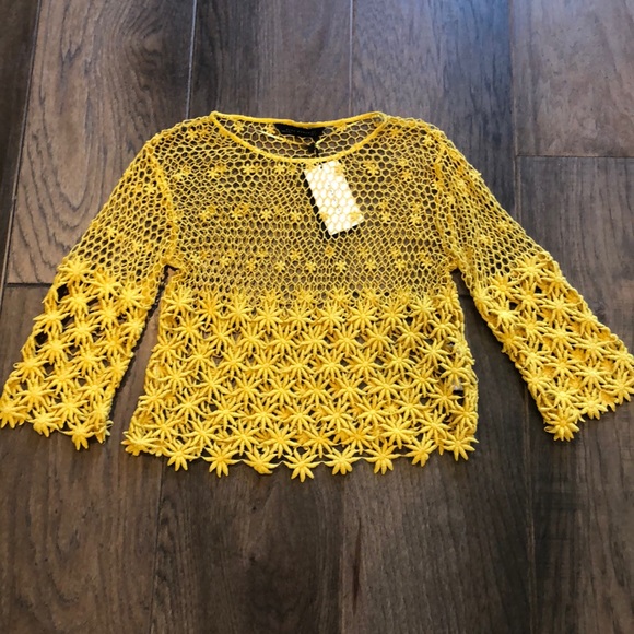 Zara Tops - Zara yellow crotchet top